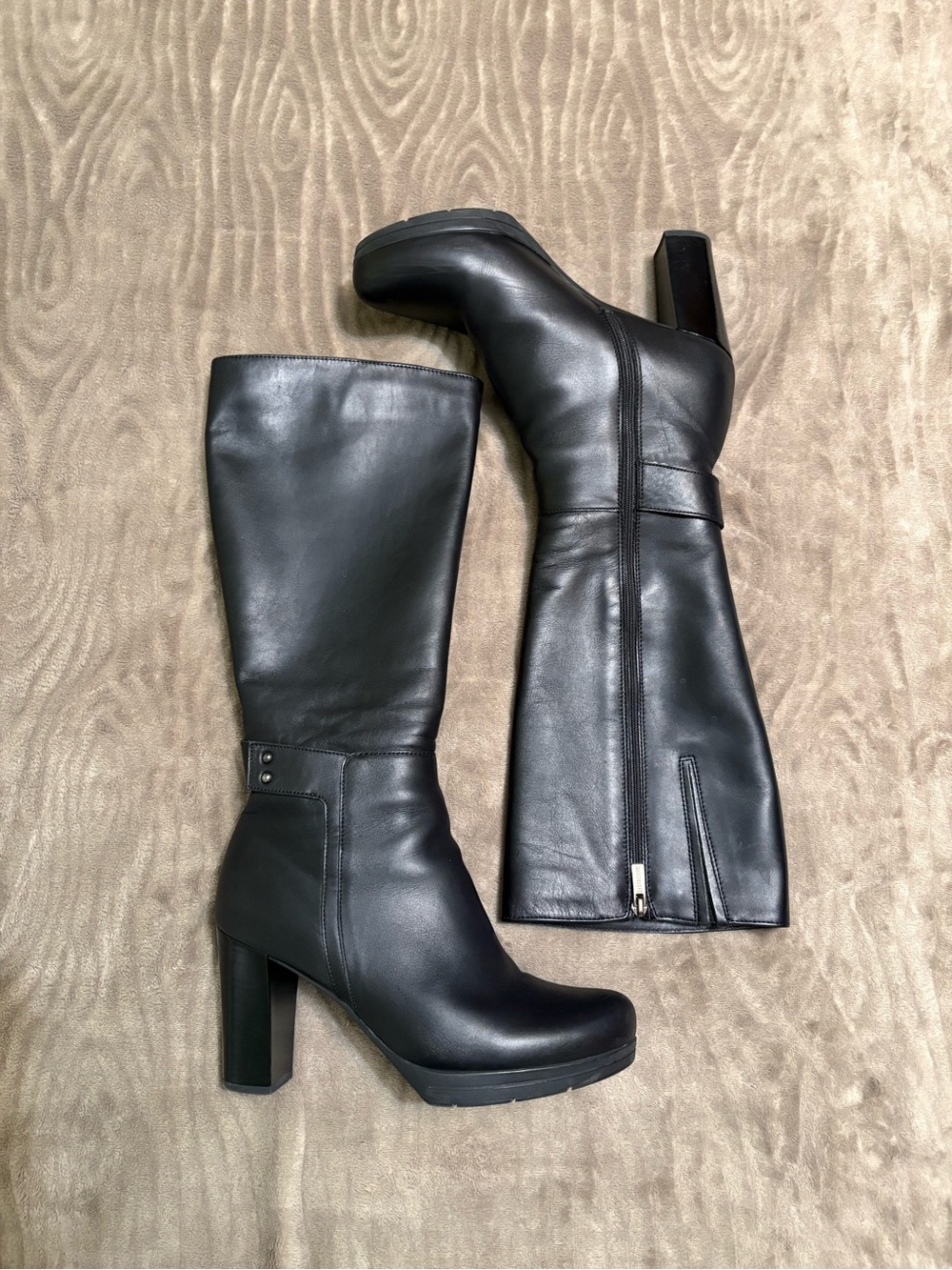La Canadienne Tall Leather Boots